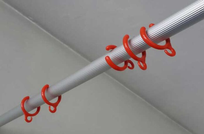 Hastane perdesi taşıyıcı boru sistemi